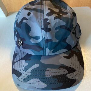 New Without Tags Gaiam Blue Tone Camoflauge Adjustable Hat